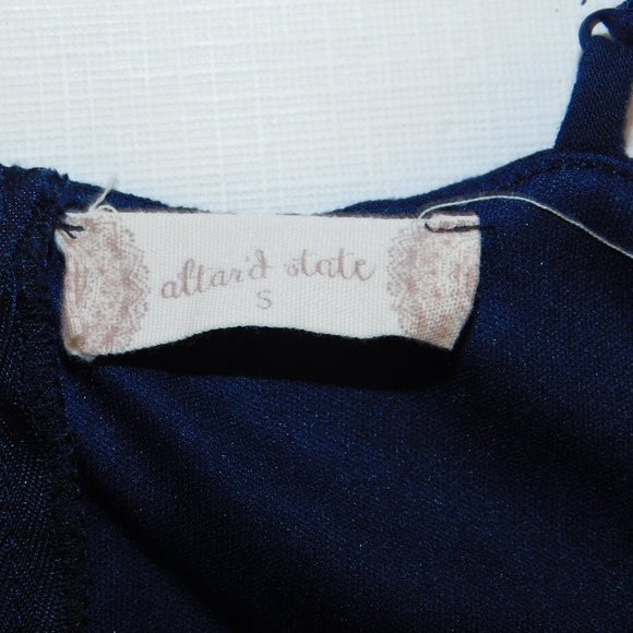 Altar'd State Romper Size Small Crochet Detail Around Waist - Picture 10 of 12